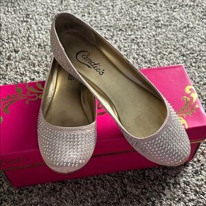 Cute flats shoes